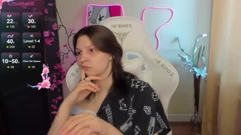 Snapshot of audreyykim chatting on 06-05-26, 08:20 Audrey online show from 06-05-26, 08:20