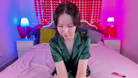 Snapshot of auradiaz chatting on 03-05-26, 08:54 auradiaz online show from 03-05-26, 08:54