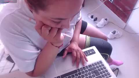 Snapshot of aurafuego chatting on 06-28-26, 03:29 Auro online show from 06-28-26, 03:29
