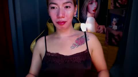 Snapshot of aurakharisma_xx chatting on 11-27-25, 05:20 Miss awra online show from 11-27-25, 05:20