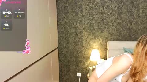 Aura online show from 04-20-26, 09:05