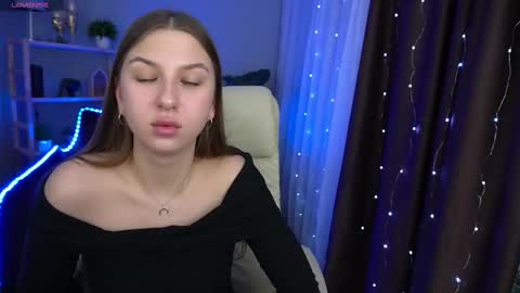 Snapshot of aureliabliss_ chatting on 01-21-25, 04:58 Nikol online show from 01-21-25, 04:58