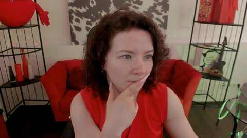 Snapshot of aureliagleam chatting on 05-25-26, 02:17 Aurelia online show from 05-25-26, 02:17
