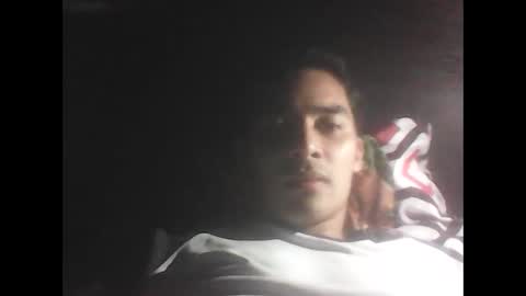 Snapshot of aureliv1 chatting on 12-25-24, 04:01 Aureliano online show from 12-25-24, 04:01
