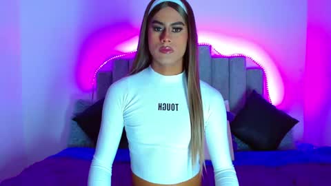 Snapshot of aurimelvalentina chatting on 01-19-26, 12:31 aurimel valentina online show from 01-19-26, 12:31