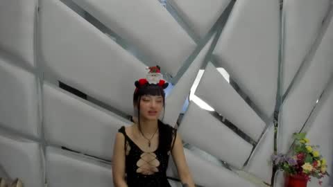 aurora online show from 12-18-24, 06:57