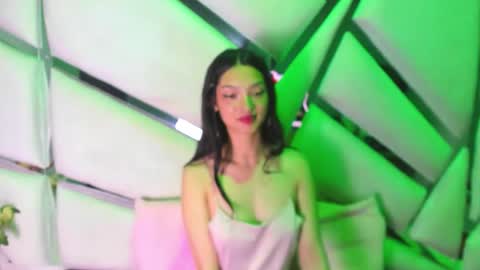 Snapshot of aurora18palmer chatting on 02-05-26, 03:49 aurora online show from 02-05-26, 03:49