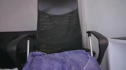 Snapshot of aurora_ath chatting on 12-03-24, 07:32 Aurora ath online show from 12-03-24, 07:32