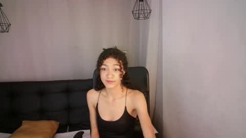 Snapshot of aurora_ath chatting on 12-20-24, 04:31 Aurora ath online show from 12-20-24, 04:31