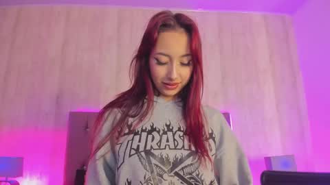 Aurora  online show from 11-13-25, 04:22