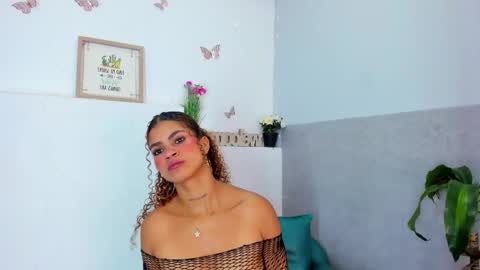 aurora_blackmont online show from 04-20-26, 12:19