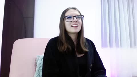 Snapshot of aurora_blossom__ chatting on 12-20-24, 12:27 Aurora online show from 12-20-24, 12:27