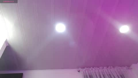 Snapshot of aurora_blossom__ chatting on 09-09-25, 11:54 Aurora online show from 09-09-25, 11:54
