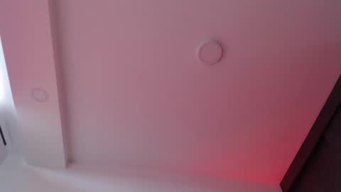 Snapshot of aurora_blossom__ chatting on 10-11-25, 09:13 Aurora online show from 10-11-25, 09:13
