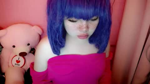 cute online show from 05-04-26, 01:51