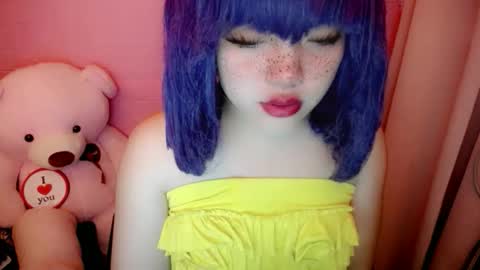 cute online show from 05-23-26, 09:52