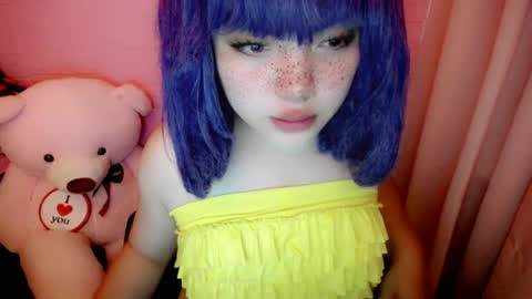Snapshot of aurora_more chatting on 06-18-26, 06:57 cute online show from 06-18-26, 06:57