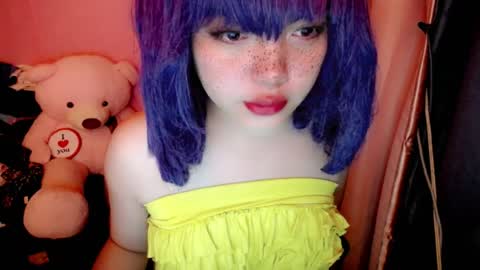 Snapshot of aurora_more chatting on 07-15-26, 07:30 cute online show from 07-15-26, 07:30