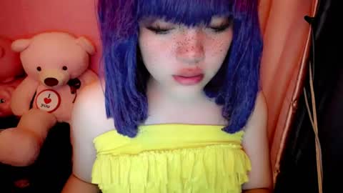Snapshot of aurora_more chatting on 07-20-26, 10:39 cute online show from 07-20-26, 10:39