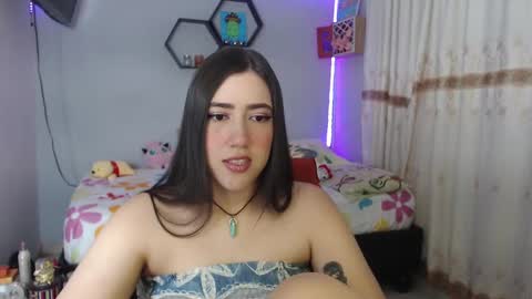 Snapshot of aurora_shy_ chatting on 02-05-25, 11:17 Aurora  online show from 02-05-25, 11:17