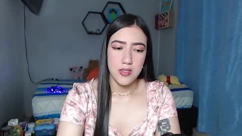 Snapshot of aurora_shy_ chatting on 10-12-25, 09:52 Aurora  online show from 10-12-25, 09:52
