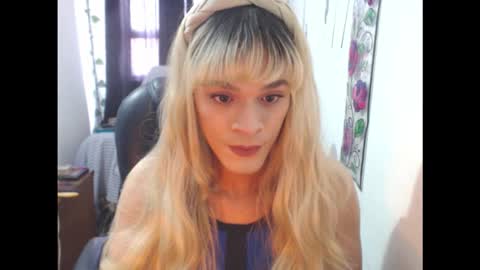 Snapshot of auroraaddams chatting on 10-28-25, 05:48 AURORA online show from 10-28-25, 05:48