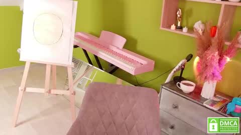 auroraborealis__ online show from 12-03-25, 09:51