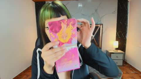 Aurora Diaz online show from 04-01-26, 11:55