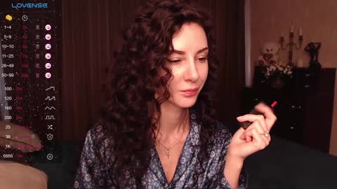 Snapshot of auroragreys chatting on 01-26-25, 01:25 Aurora online show from 01-26-25, 01:25