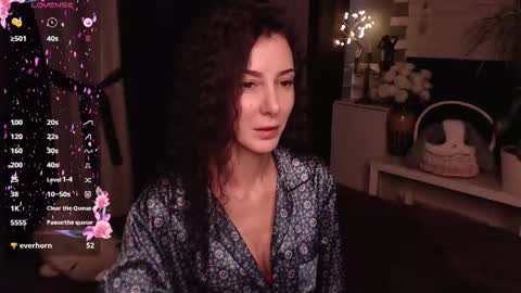 Snapshot of auroragreys chatting on 02-26-25, 10:15 Aurora online show from 02-26-25, 10:15