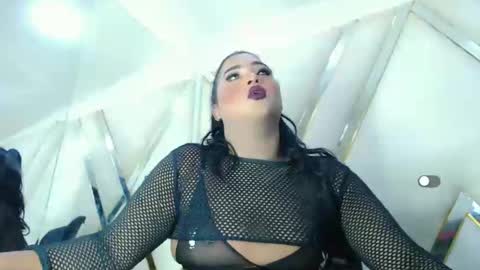 Aurora online show from 10-15-25, 10:54