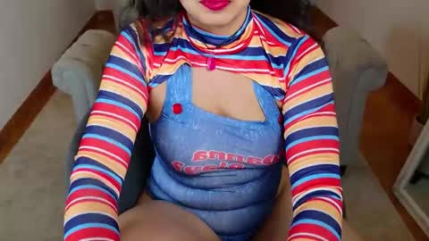 Snapshot of aurorasiera chatting on 09-08-25, 09:03 Aurora online show from 09-08-25, 09:03