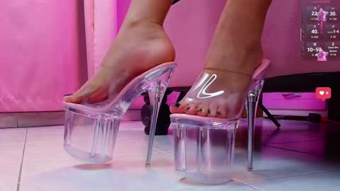 Snapshot of aurorasim chatting on 02-04-26, 12:44 Aurora online show from 02-04-26, 12:44