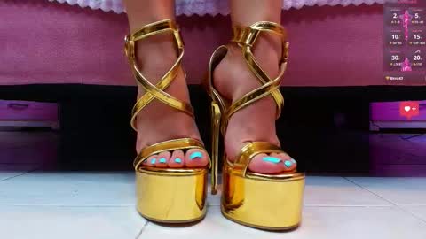 Snapshot of aurorasim chatting on 02-15-26, 01:52 Aurora online show from 02-15-26, 01:52