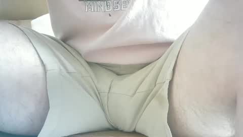 Snapshot of aussie5892 chatting on 03-10-25, 03:34 Justin online show from 03-10-25, 03:34