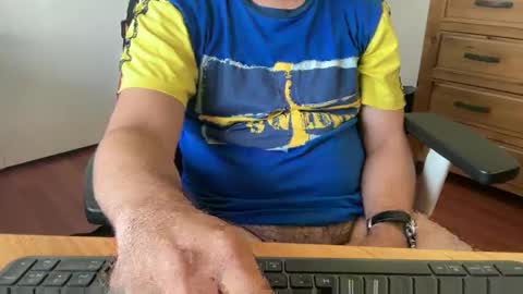 Snapshot of aussielatino82 chatting on 02-07-25, 12:53 Rich online show from 02-07-25, 12:53