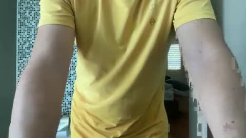 Snapshot of aussielatino82 chatting on 10-22-25, 01:28 Rich online show from 10-22-25, 01:28