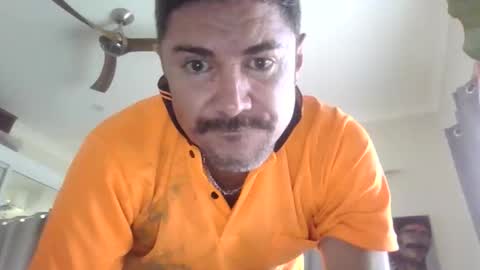 aussiemandon962425 online show from 12-18-25, 01:11