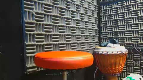 Snapshot of aussieraz chatting on 04-30-26, 10:10 aussieraz online show from 04-30-26, 10:10