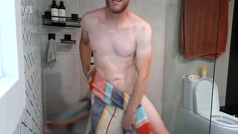 Snapshot of aussieweapon chatting on 01-19-25, 10:39 Nick online show from 01-19-25, 10:39