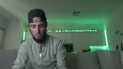 Snapshot of austincutieyes chatting on 09-19-25, 05:24 AudiEna online show from 09-19-25, 05:24