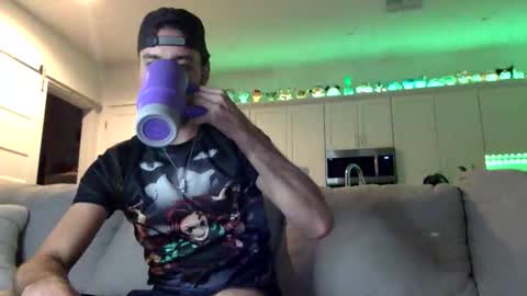 Snapshot of austincutieyes chatting on 11-20-25, 05:07 AudiEna online show from 11-20-25, 05:07