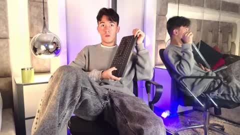 austinreeds online show from 06-08-26, 12:38