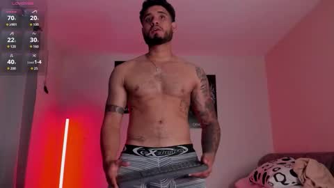 AustinTorres  online show from 10-04-25, 04:21