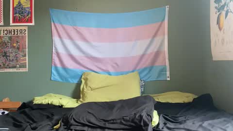 Snapshot of autumnlovesyou chatting on 02-13-26, 08:05 Autumn Loves You online show from 02-13-26, 08:05