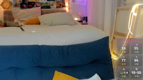 Ava online show from 10-03-25, 07:11