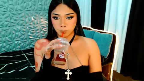 Snapshot of ava_lux chatting on 07-17-26, 08:10 Ava online show from 07-17-26, 08:10