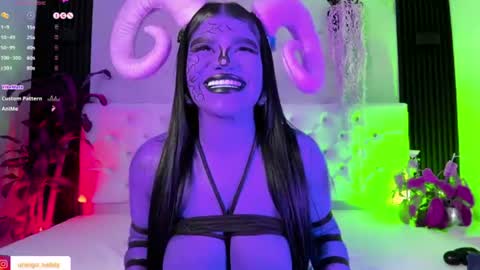 Snapshot of ava_malaikaa chatting on 06-27-26, 09:36 online show from 06-27-26, 09:36