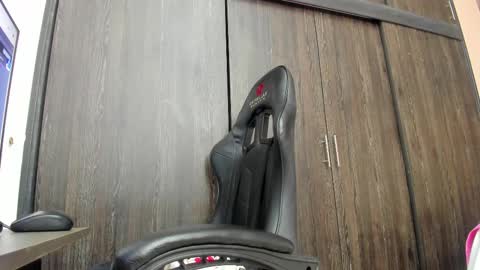 AVA online show from 03-09-25, 09:57