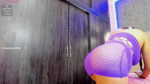 AVA online show from 09-19-25, 04:14